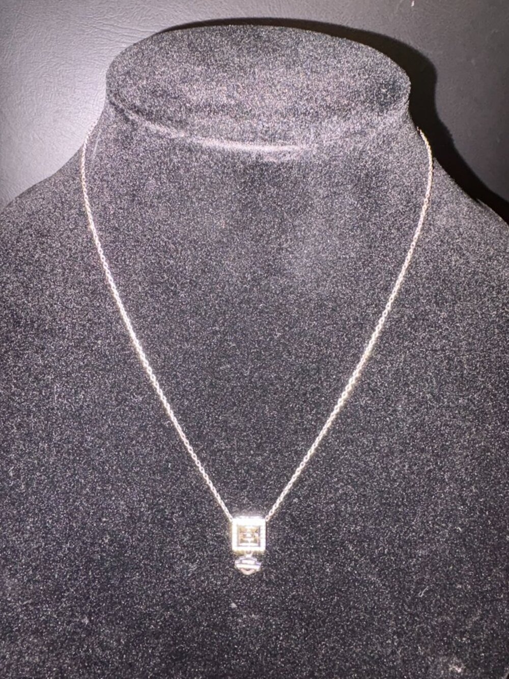 HARLEY DAVIDSON BLACK ICE NECKLACE